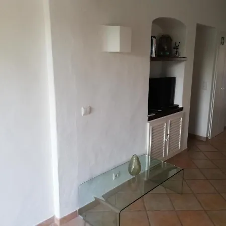 Remodelada Nos Jardins Da Balaia